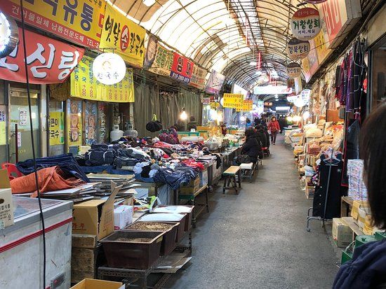 Estación mercado de Yeongdeungpo